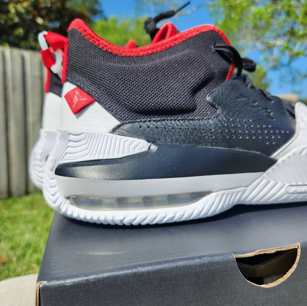 Size 14 - Jordan Stay Loyal 2 Black White Gym Red - Picture 8 of 8